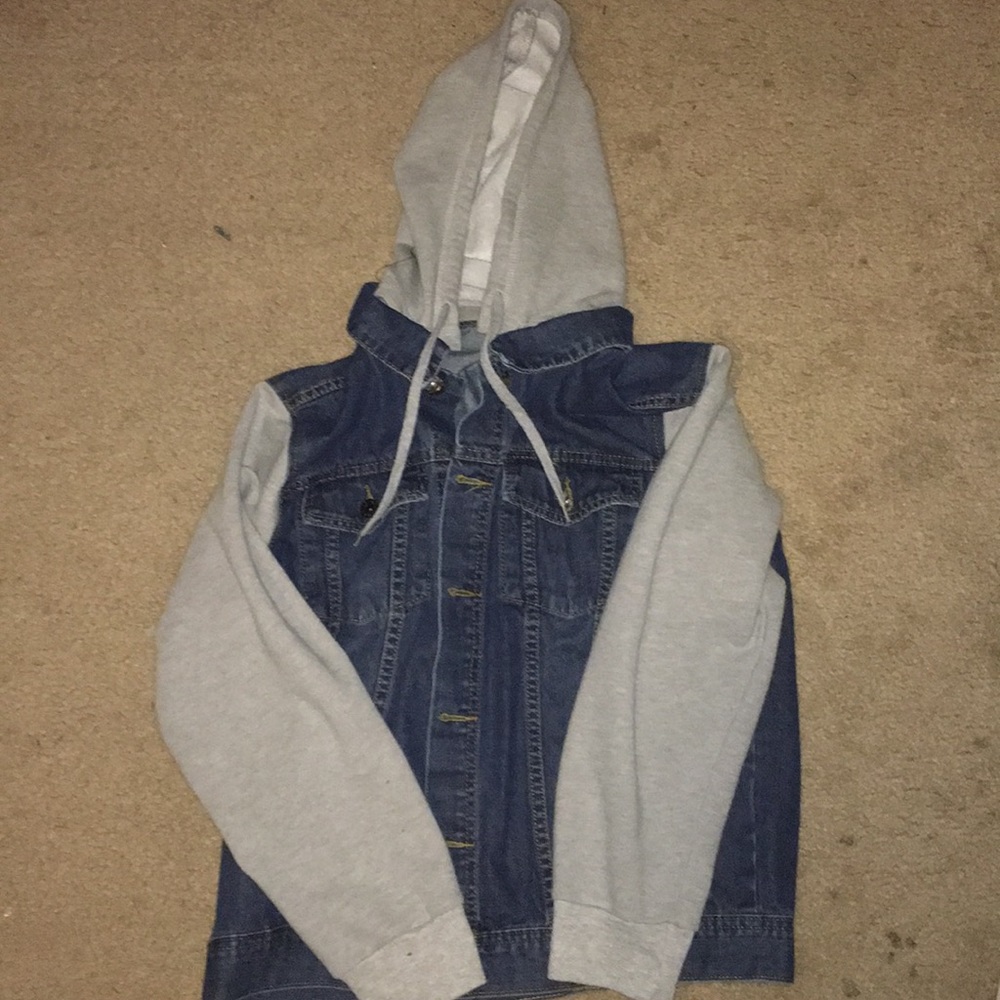 Men’s Jean Jacket with hood